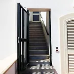 Semplice Primo Piano 2 Posti Sinfonia Lido Marini